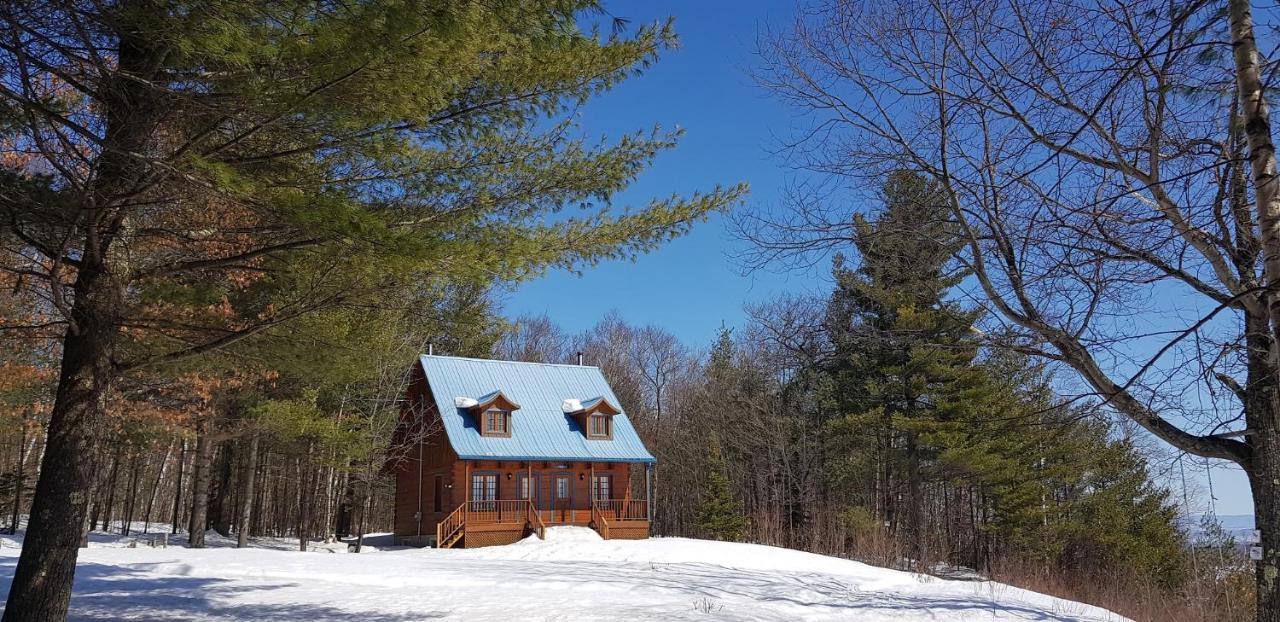 Les Chalets Sur Le Cap Saint Joachim Exterior foto